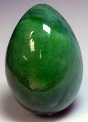 Ngọc bích Jadeite – hơn 3 triệu USD/Cara 10 loại đá quý hiếm nhất thế giới